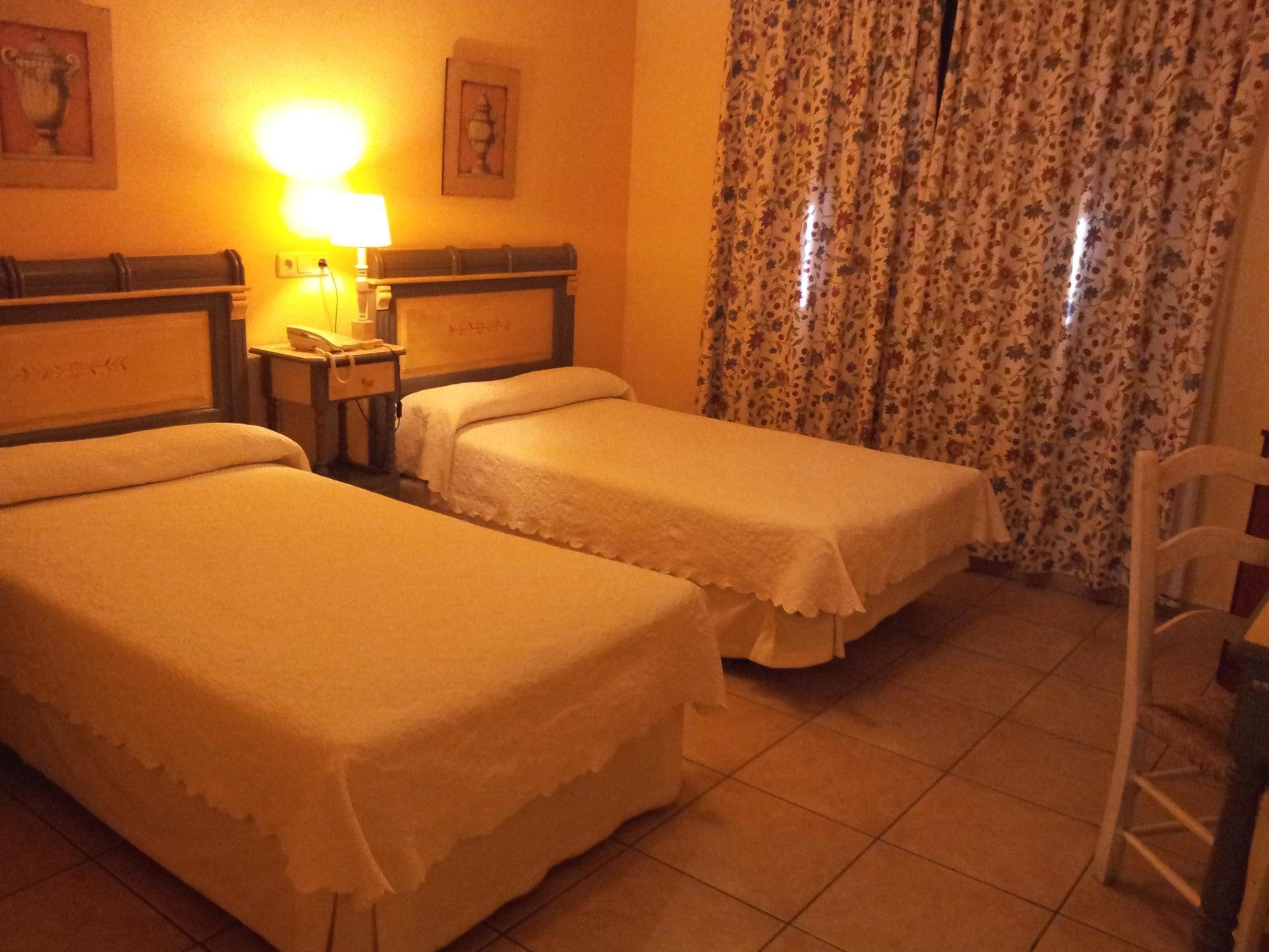 Maria De Molina Hotel 3*