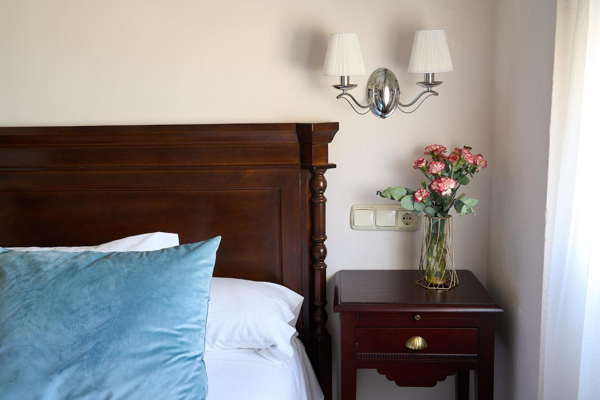 Hotel Maria De Molina
