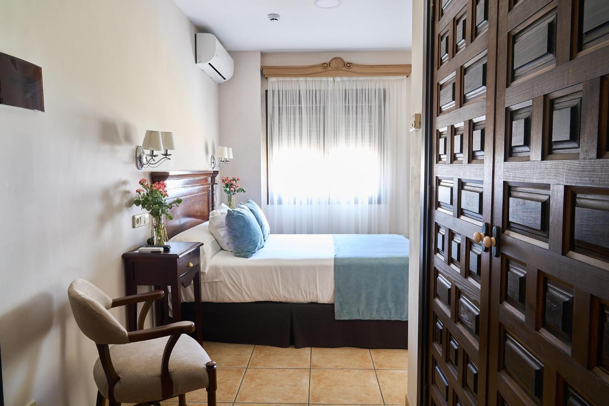 Maria De Molina Hotel 3*